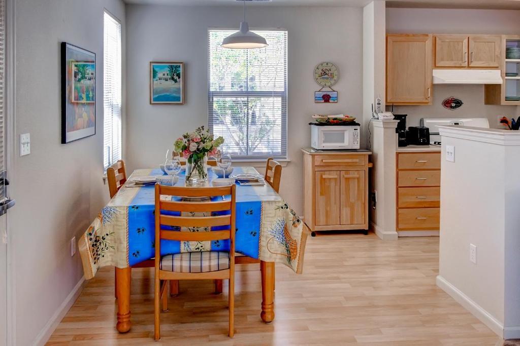 Serene Bungalow-Style Home In Point Reyes Station! 外观 照片