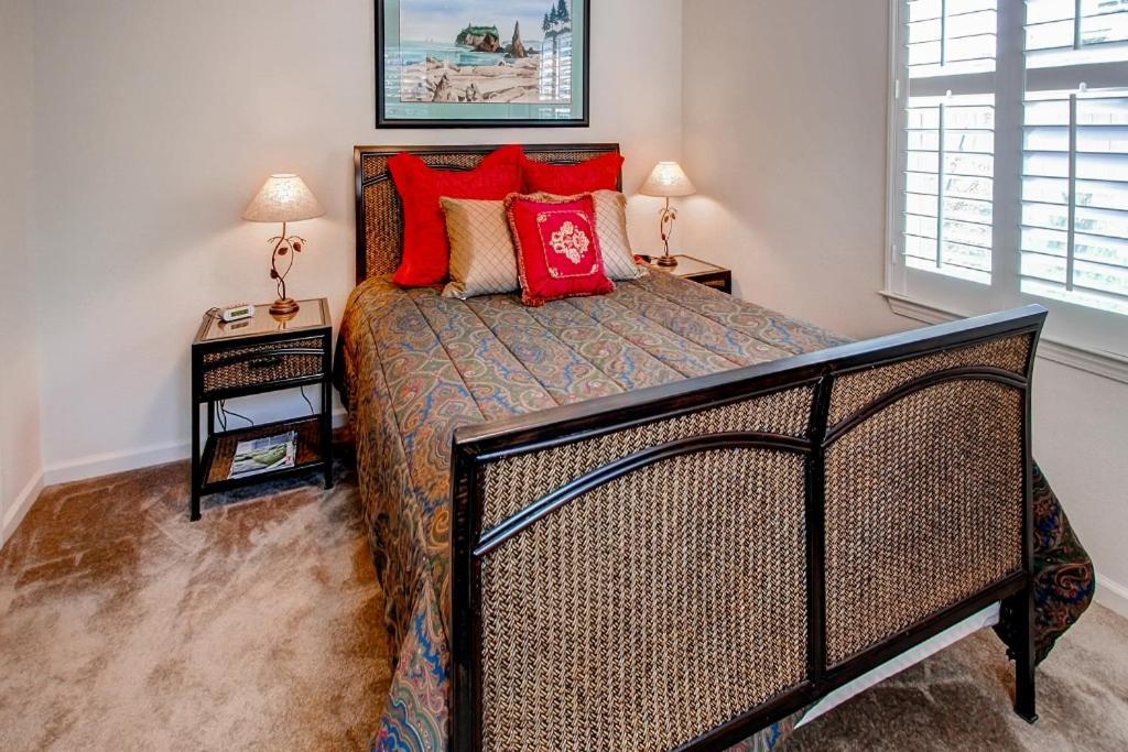 Serene Bungalow-Style Home In Point Reyes Station! 外观 照片